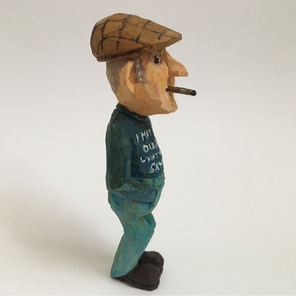 Small Old Man Caricature Carving - Picture 2 of 4